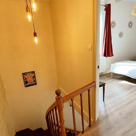 Дом отдыха En Pierre Du Xixe Avec Jardin En Poitou - Fr-1-381-636 Nueil-sous-Faye